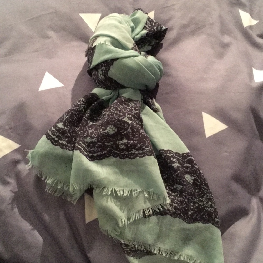 Scarf